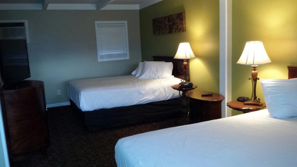 Kentucky Lake Inn Gilbertsville Zewnętrze zdjęcie